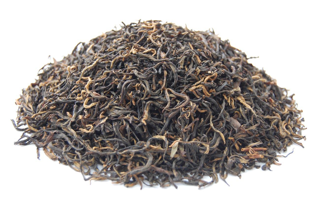 articles/black-tea-ge6f1dbf22_1280.jpg